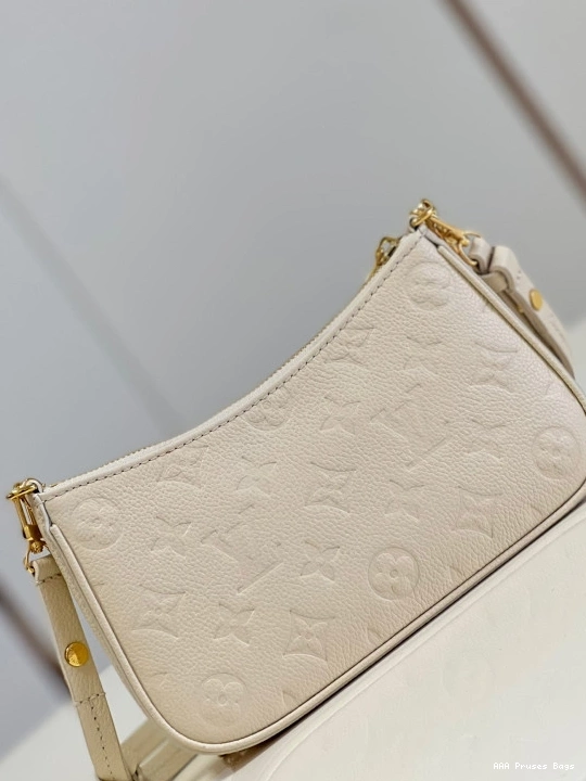 AAA Replica Ru POUCH EASY VUITTON ON LOUIS STRAP 0716
